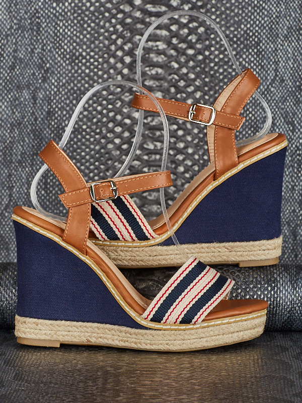 Pumps ― AVentum-Fashion